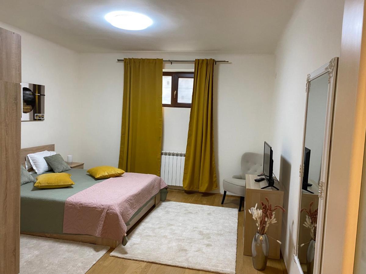 Downtown Apartment Boutique Green Garden Unirii 부쿠레슈티 외부 사진
