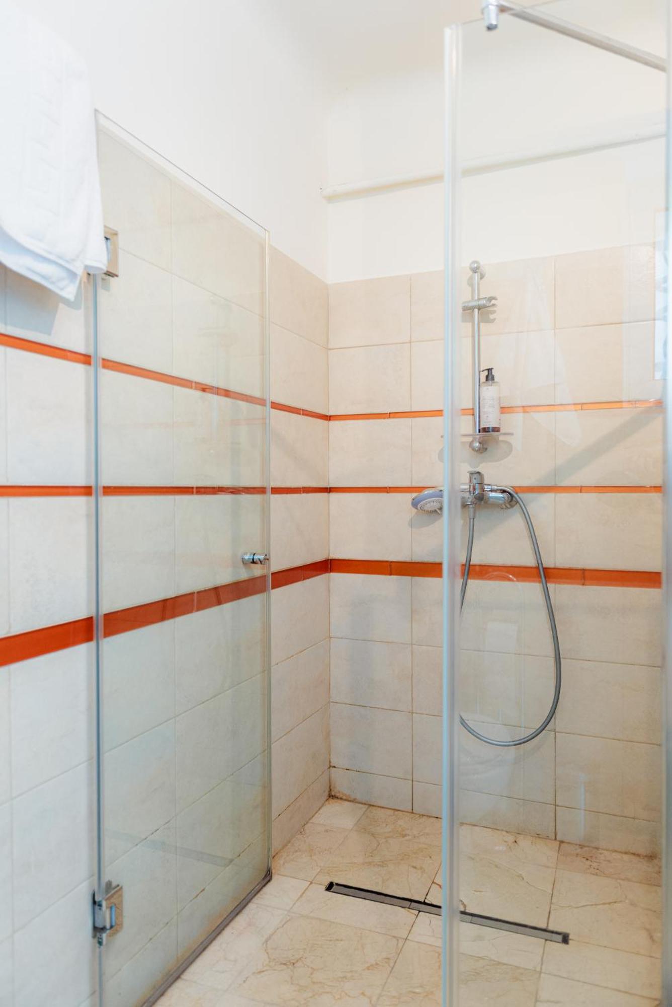 Downtown Apartment Boutique Green Garden Unirii 부쿠레슈티 외부 사진