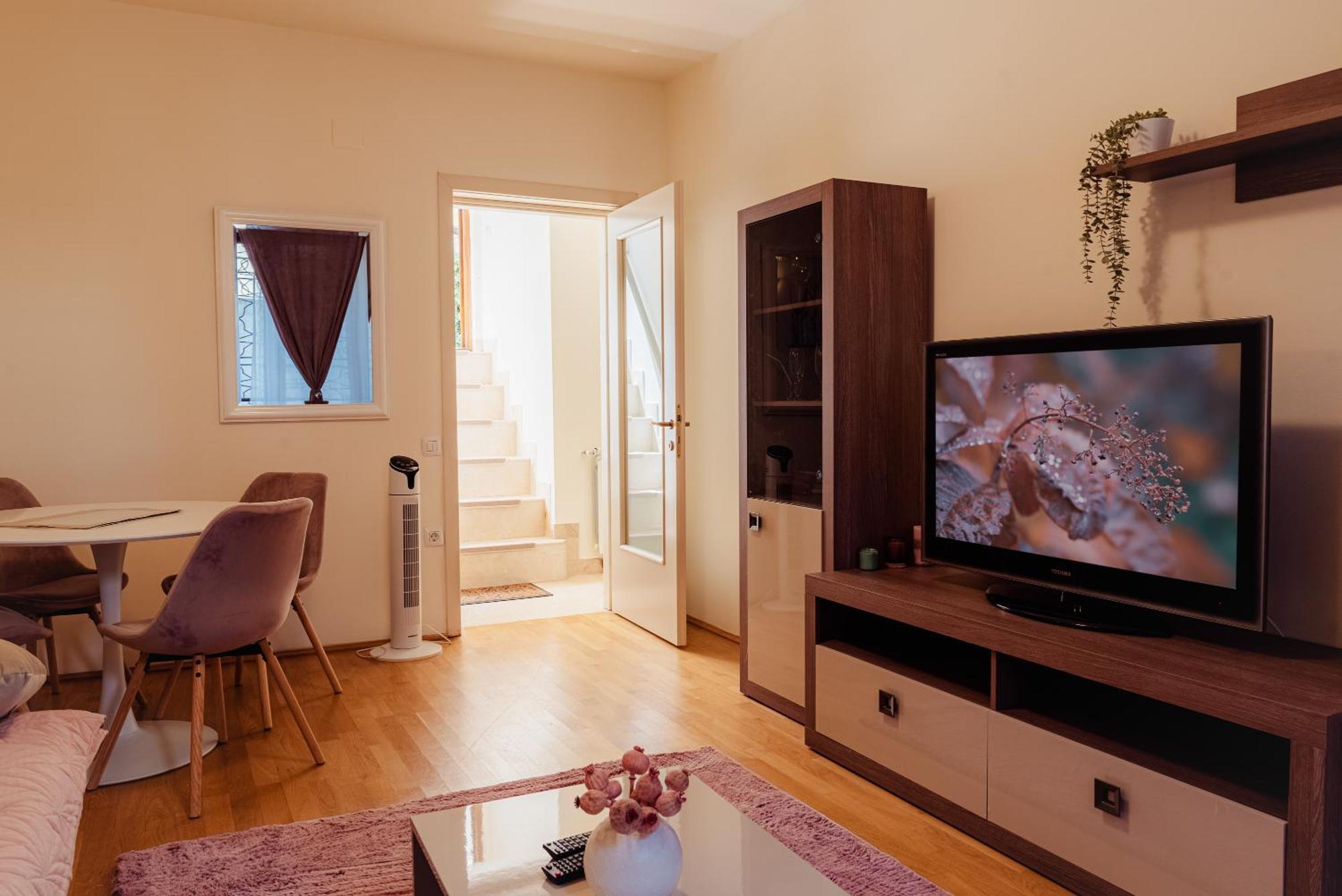 Downtown Apartment Boutique Green Garden Unirii 부쿠레슈티 외부 사진