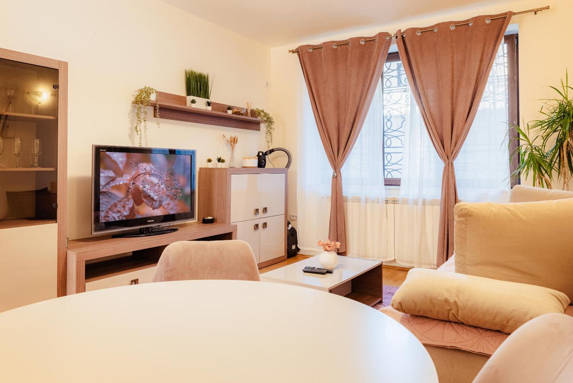 Downtown Apartment Boutique Green Garden Unirii 부쿠레슈티 외부 사진